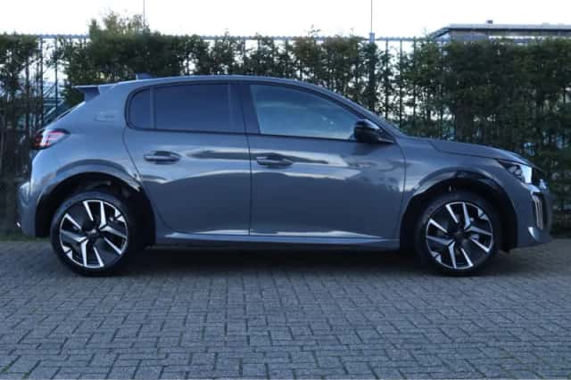 Peugeot 208 (2025) thumbnail 12