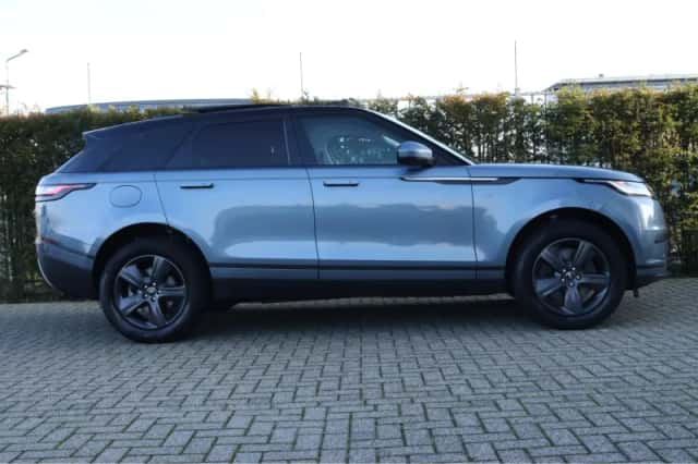 Land Rover Range Rover Velar (2023) thumbnail 11