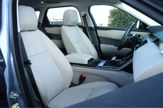 Land Rover Range Rover Velar (2023) thumbnail 3