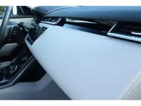 Land Rover Range Rover Velar (2023) thumbnail 21