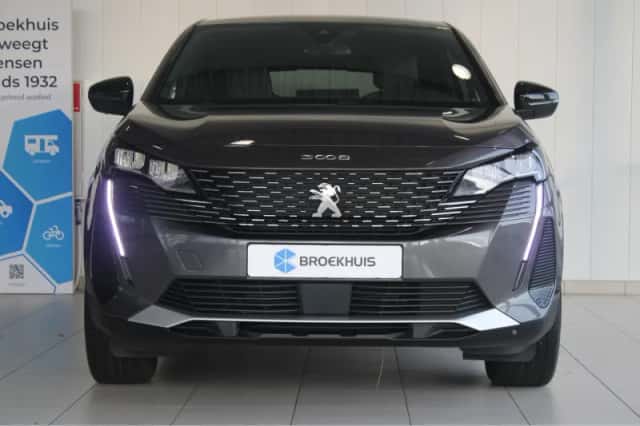 Peugeot 3008 (2023) thumbnail 2