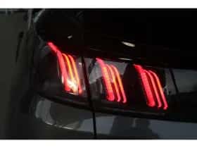 Peugeot 3008 (2023) thumbnail 13