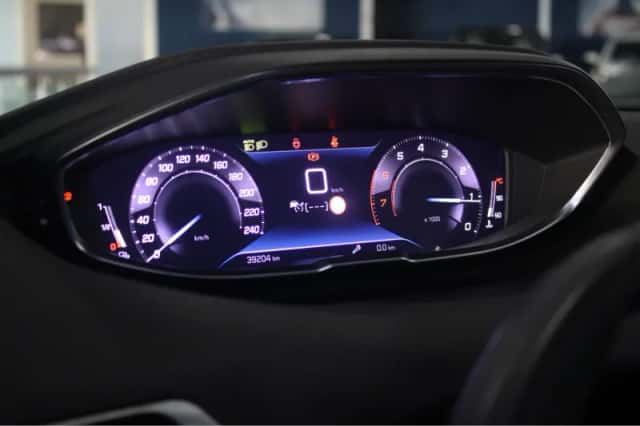 Peugeot 3008 (2023) thumbnail 18