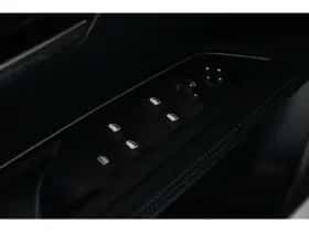 Peugeot 3008 (2023) thumbnail 19