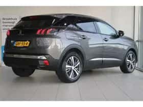Peugeot 3008 (2023) thumbnail 5