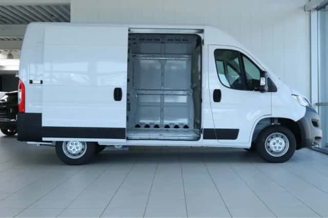 Opel Movano (2024) thumbnail 11