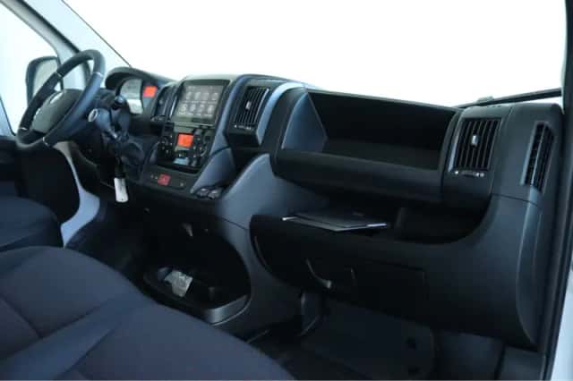 Opel Movano (2024) thumbnail 4