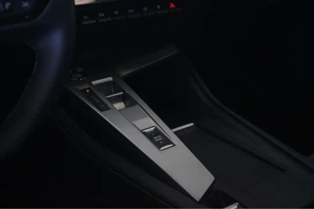 Peugeot 308 (2024) thumbnail 13