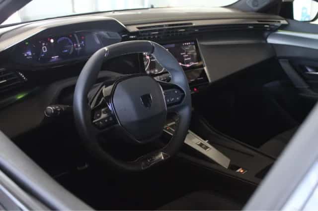 Peugeot 308 (2024) thumbnail 14