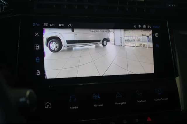 Peugeot 308 (2024) thumbnail 28