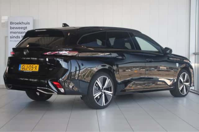 Peugeot 308 (2024) thumbnail 5