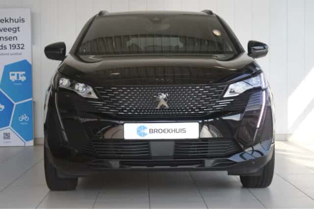 Peugeot 5008 (2024) thumbnail 2