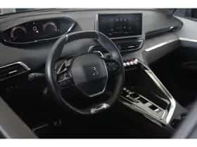 Peugeot 5008 (2024) thumbnail 18