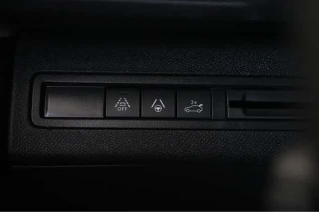 Peugeot 5008 (2024) thumbnail 25