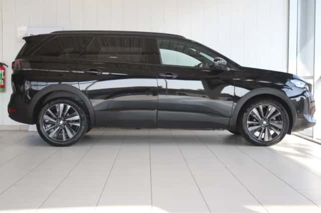 Peugeot 5008 (2024) thumbnail 4