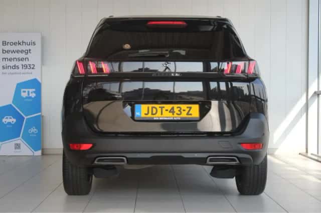 Peugeot 5008 (2024) thumbnail 6