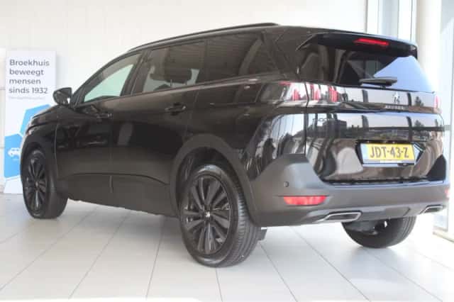 Peugeot 5008 (2024) thumbnail 7