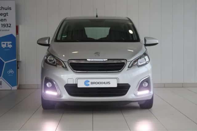 Peugeot 108 (2020) thumbnail 2