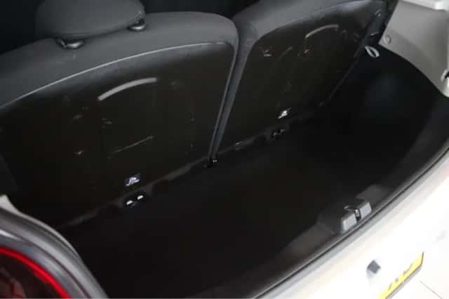 Peugeot 108 (2020) thumbnail 12