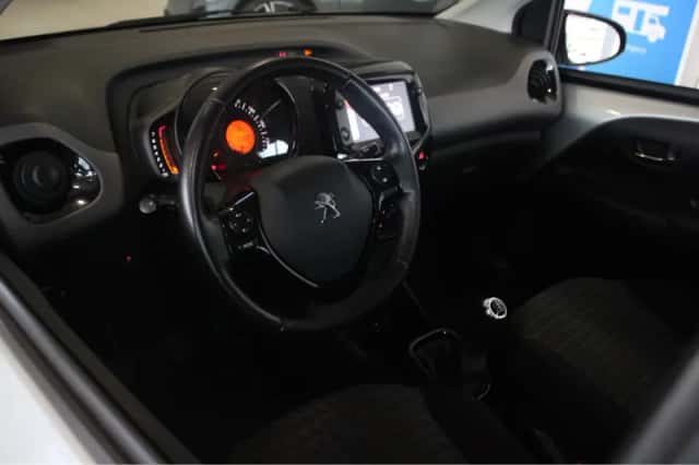 Peugeot 108 (2020) thumbnail 13