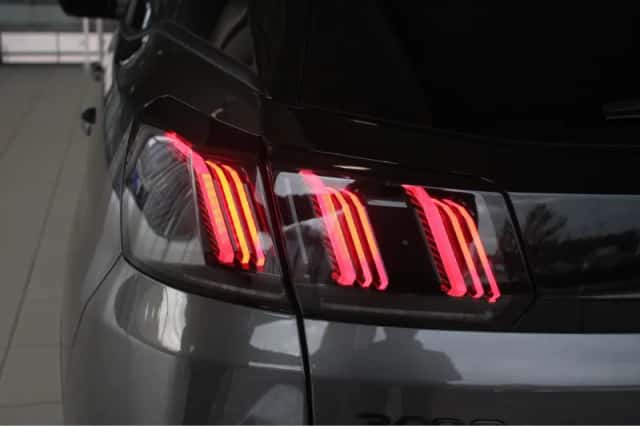 Peugeot 3008 (2024) thumbnail 14