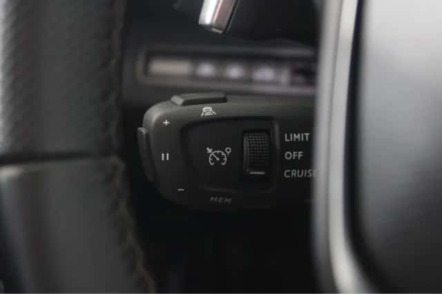 Peugeot 3008 (2024) thumbnail 24