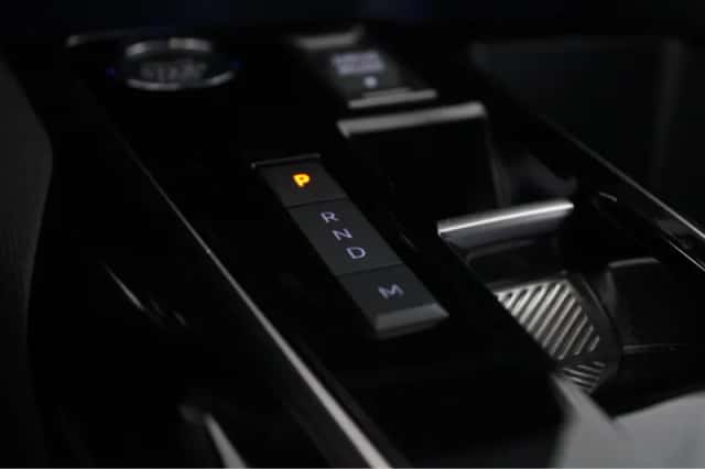 Peugeot 3008 (2024) thumbnail 32