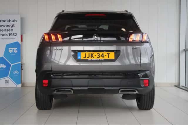 Peugeot 3008 (2024) thumbnail 6
