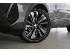 Peugeot 3008 (2024) thumbnail 9
