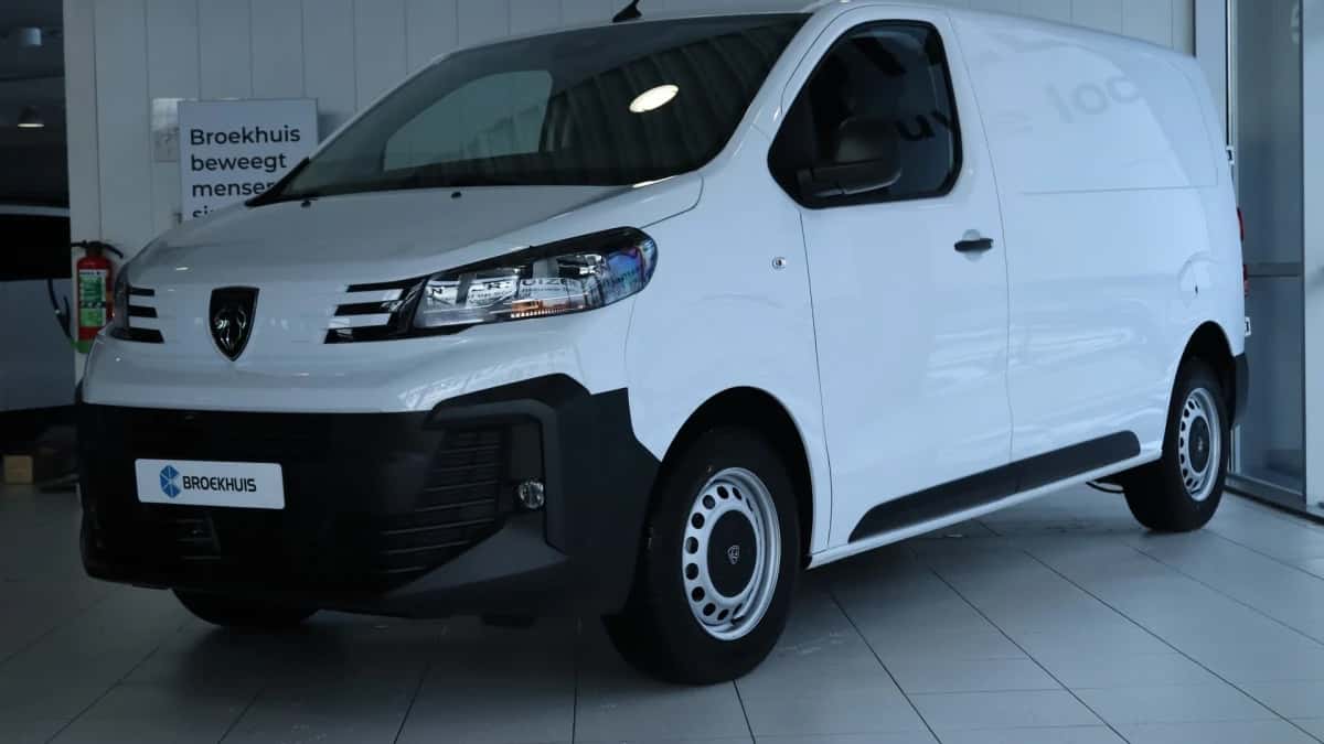 Peugeot Expert (2024) — foto 1