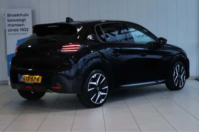 Peugeot 208 (2024) thumbnail 2
