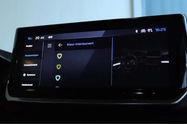 Peugeot 208 (2024) thumbnail 27