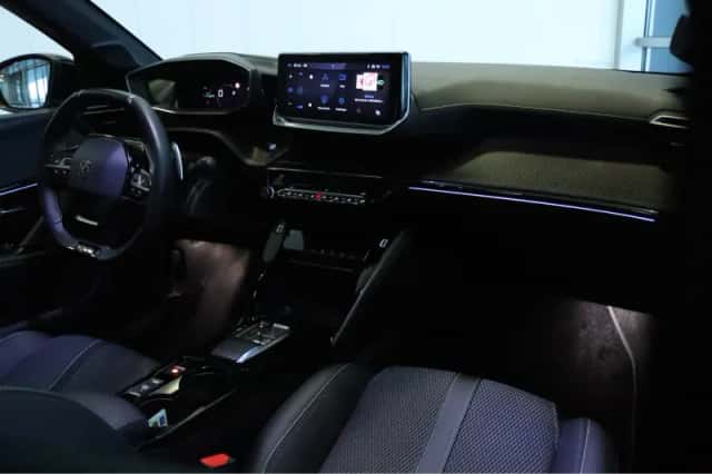 Peugeot 208 (2024) thumbnail 4