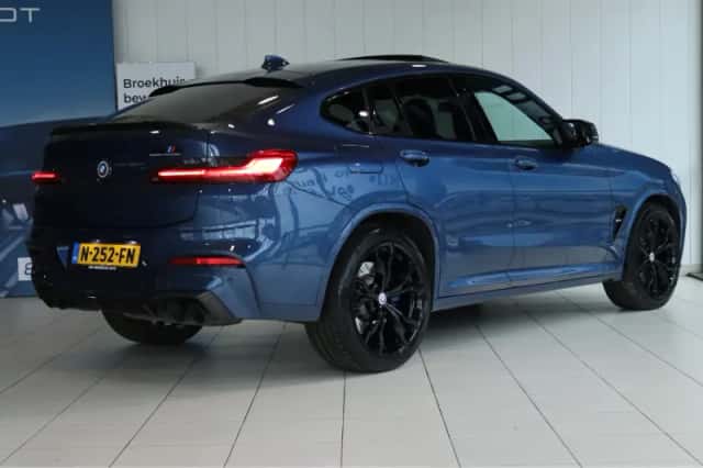 BMW X4 (2020) thumbnail 2