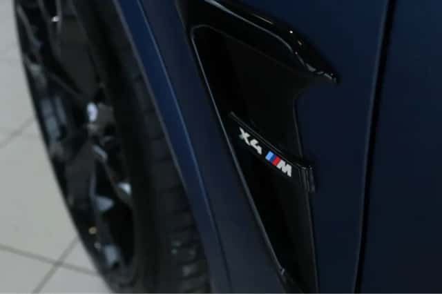 BMW X4 (2020) thumbnail 9