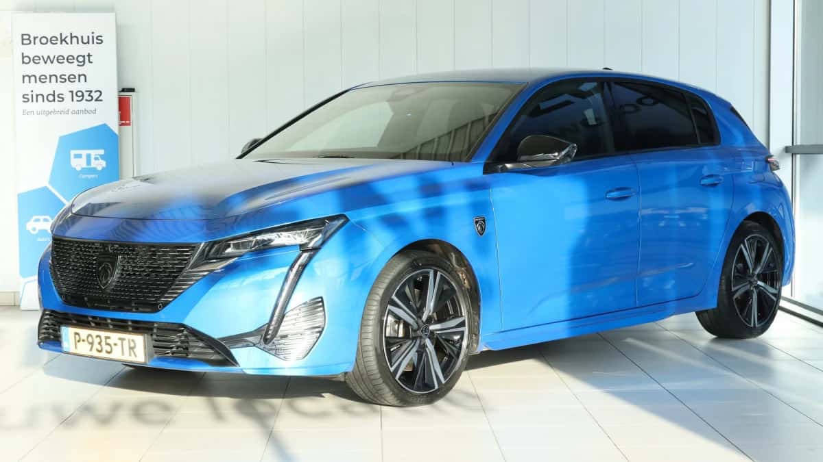 Peugeot 308 (2022) — foto 1