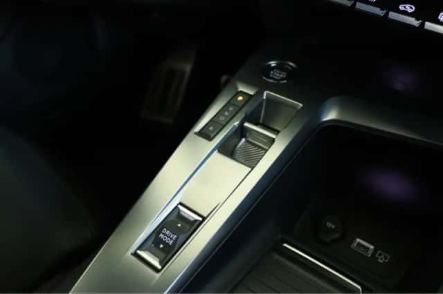 Peugeot 308 (2022) thumbnail 21