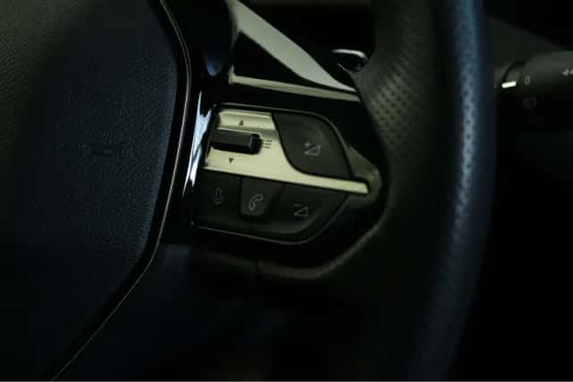 Peugeot 308 (2022) thumbnail 38