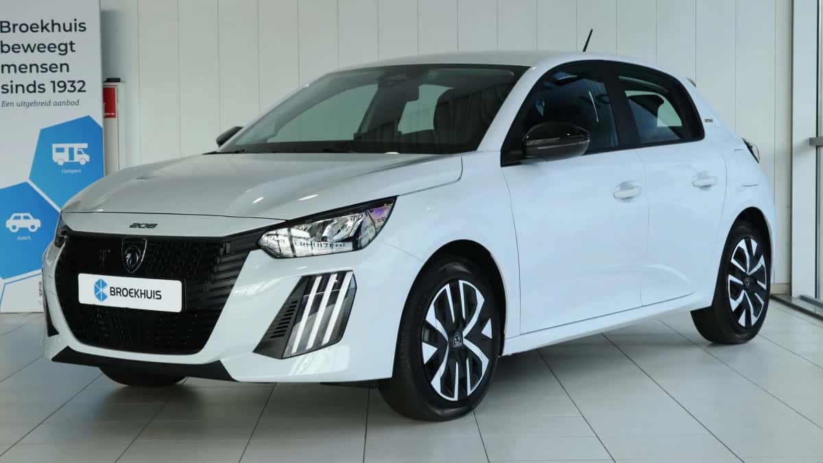Peugeot 208 (2026) — foto 1