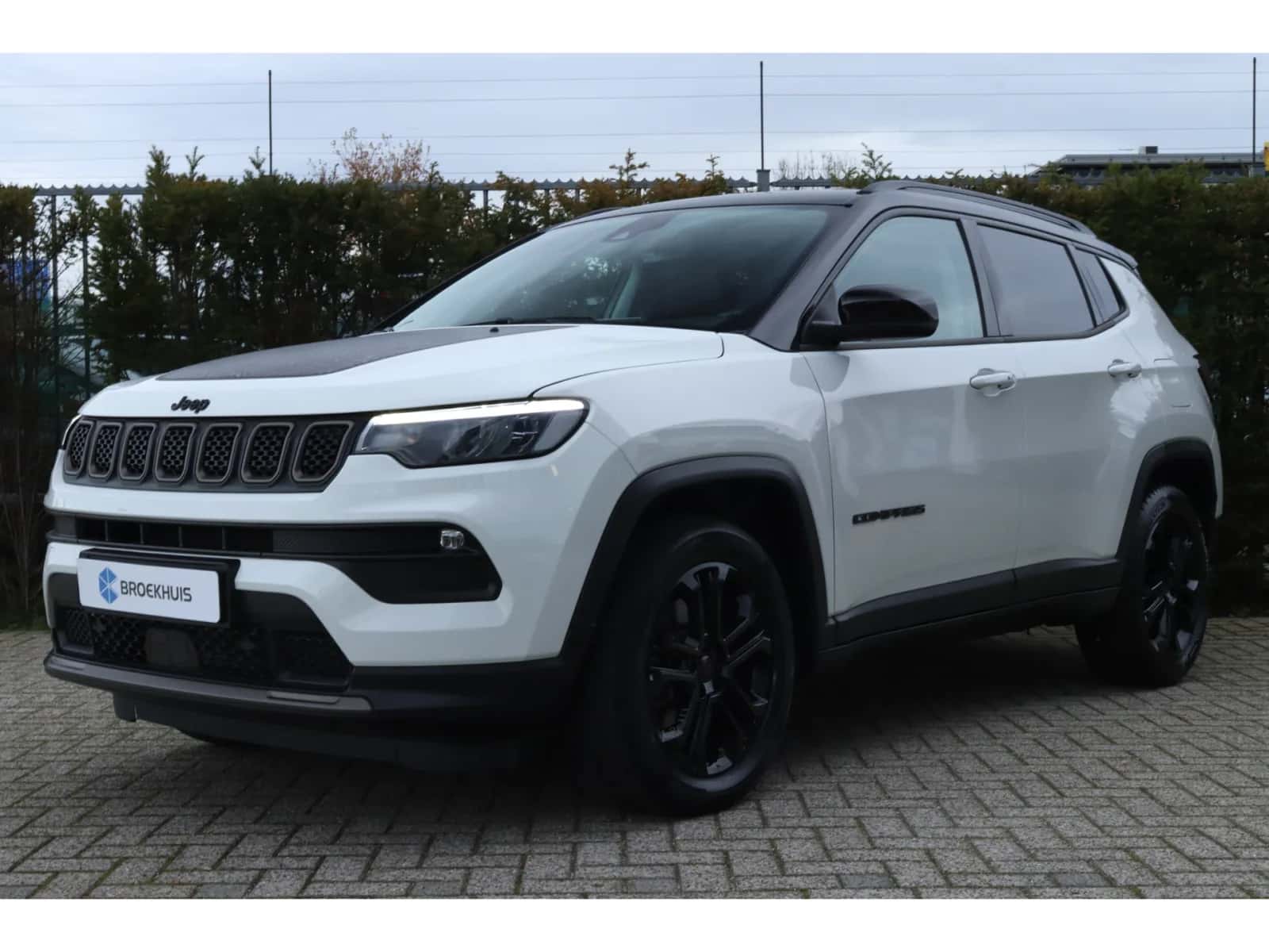 Jeep Compass (2022) — foto 1
