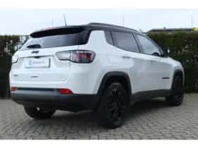 Jeep Compass (2022) thumbnail 2