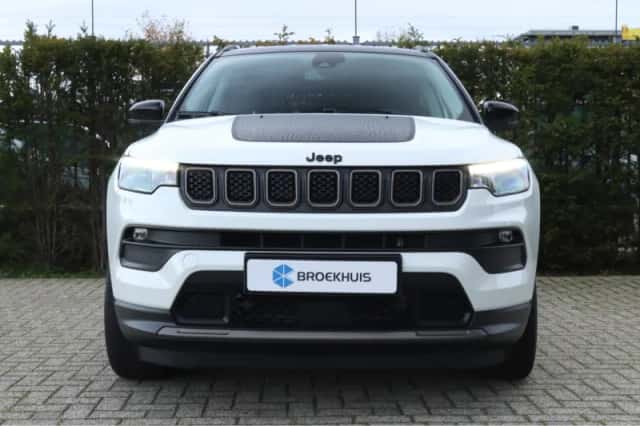 Jeep Compass (2022) thumbnail 12