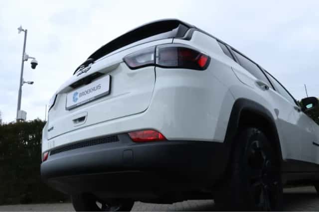 Jeep Compass (2022) thumbnail 14
