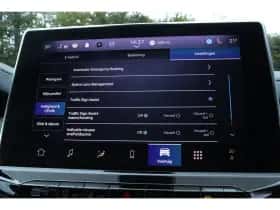 Jeep Compass (2022) thumbnail 25
