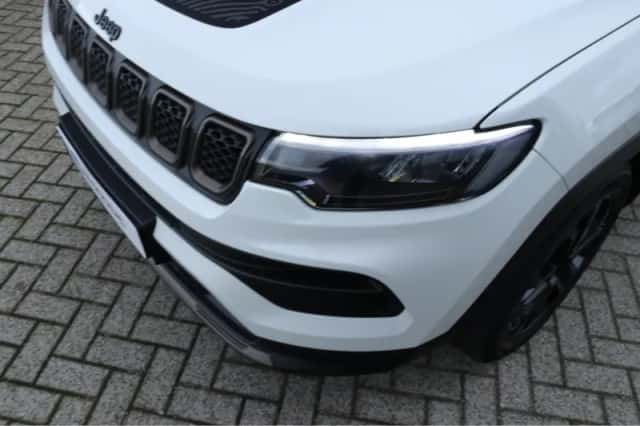 Jeep Compass (2022) thumbnail 6
