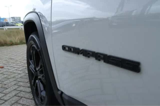 Jeep Compass (2022) thumbnail 10