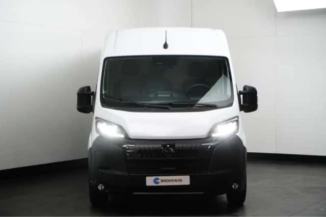 Peugeot Boxer (2024) thumbnail 2