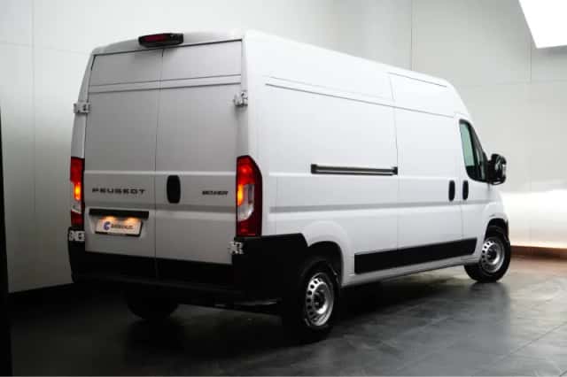 Peugeot Boxer (2024) thumbnail 4