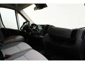 Peugeot Boxer (2024) thumbnail 8