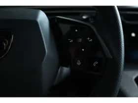 Peugeot 5008 (2025) thumbnail 39